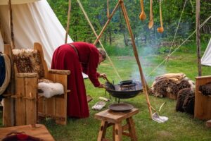 Nordiske tradisjoner gjennom årstidene: Fra midtsommer til jul